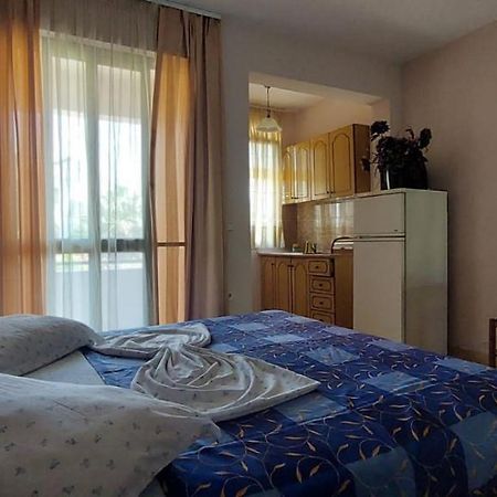 Villa Madani Dıraç Dış mekan fotoğraf