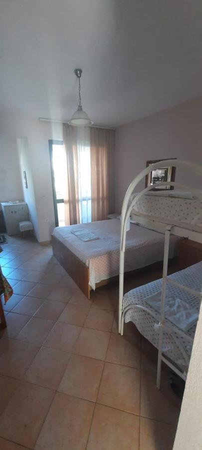 Villa Madani Dıraç Dış mekan fotoğraf