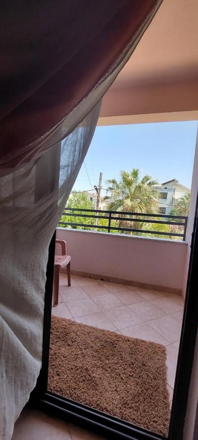 Villa Madani Dıraç Dış mekan fotoğraf