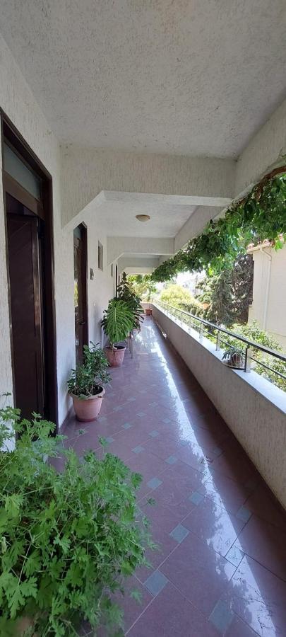 Villa Madani Dıraç Dış mekan fotoğraf