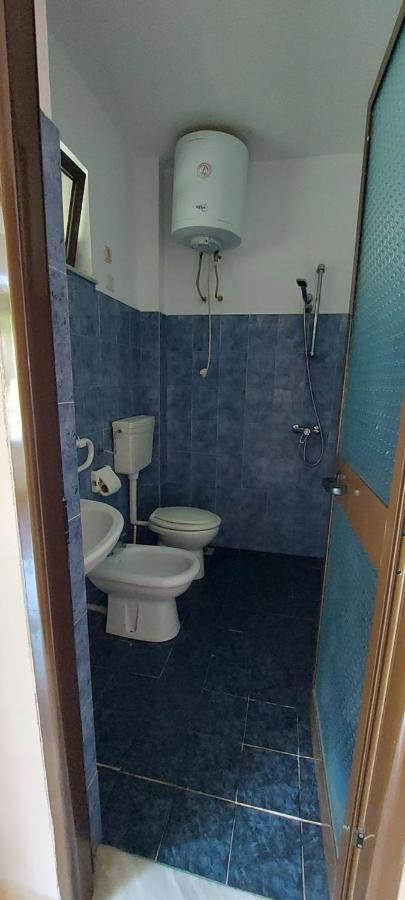 Villa Madani Dıraç Dış mekan fotoğraf