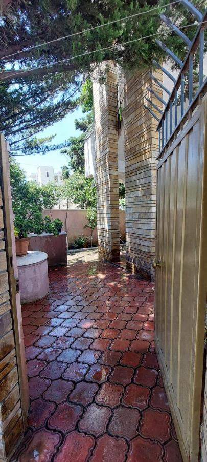 Villa Madani Dıraç Dış mekan fotoğraf